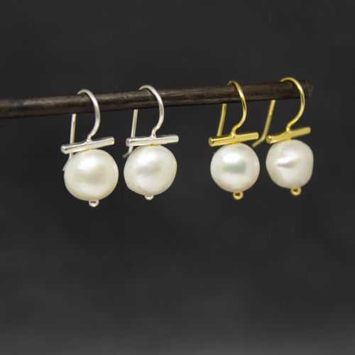 Minimal Bar and Pearl Drop Earrings