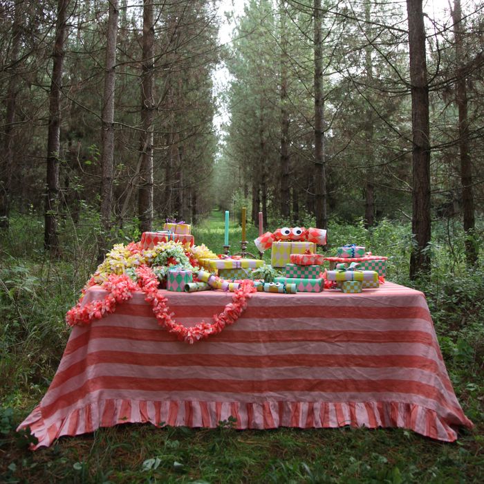 The most colourful gift warpping