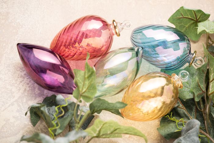Eggs & Crystals