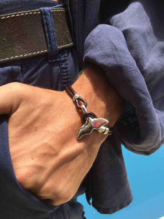 Whale Tail Bracelet