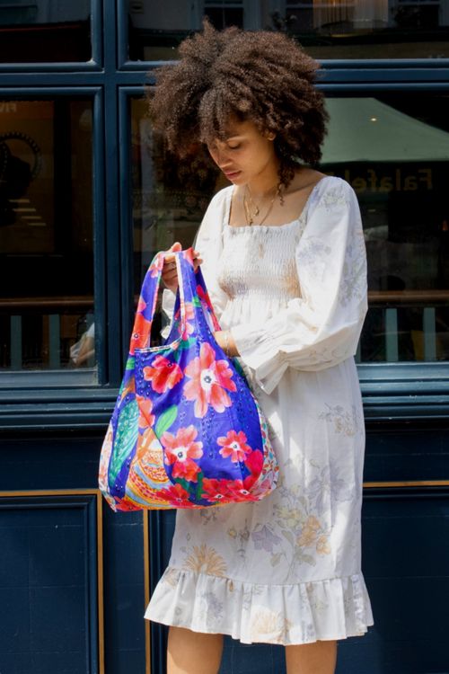 Roeqie | Hiding | Medium