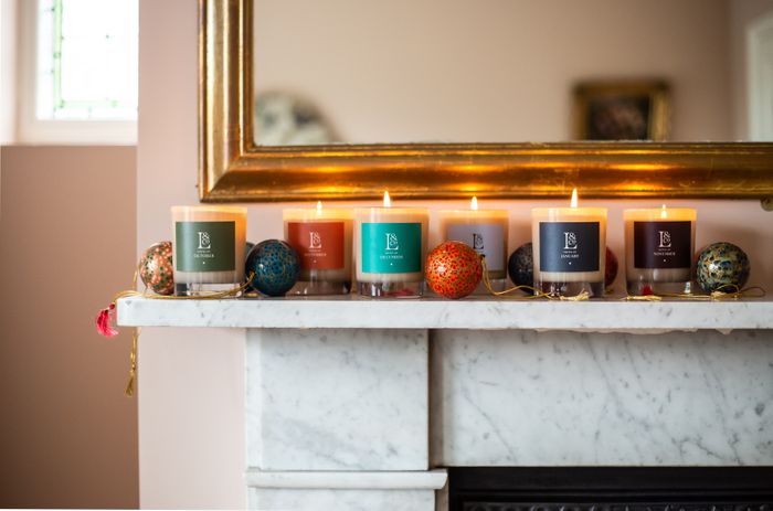 Notes of October luxury scented candle