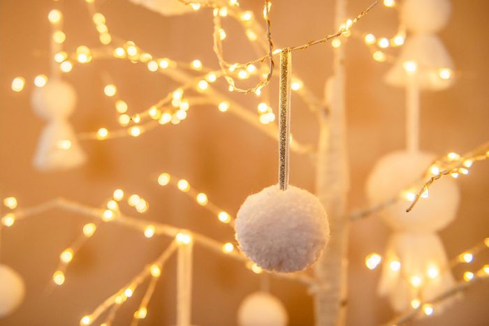 White Pom Pom Christmas