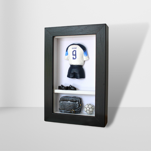 Harry Kane (England) – Football Legend KitBox