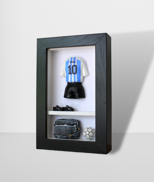 Lionel Messi (Argentina) – Football Legend KitBox