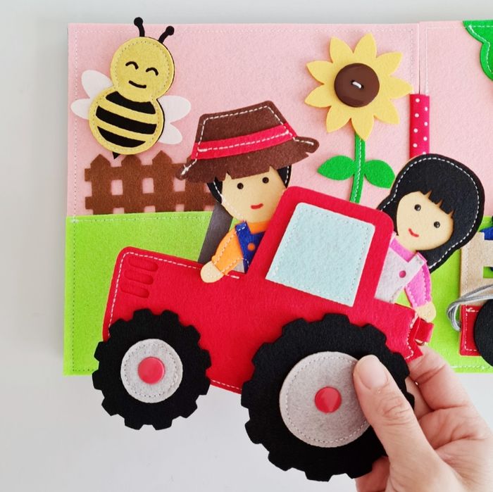 Quiet Book ''Fun at the Farm''