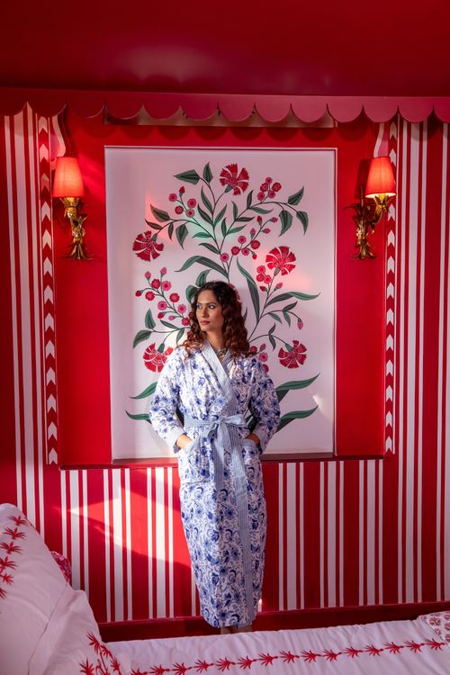 NoLoGo-Chic  Robe  at Villa Palladio