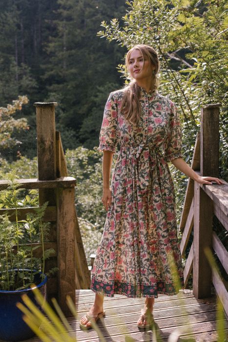 Jasmine Dress in Vintage Pink