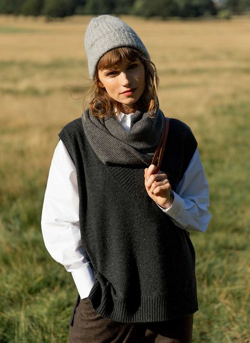 Cricket Cashmere Vest