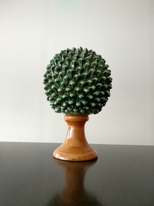 BOSSO PINECONE