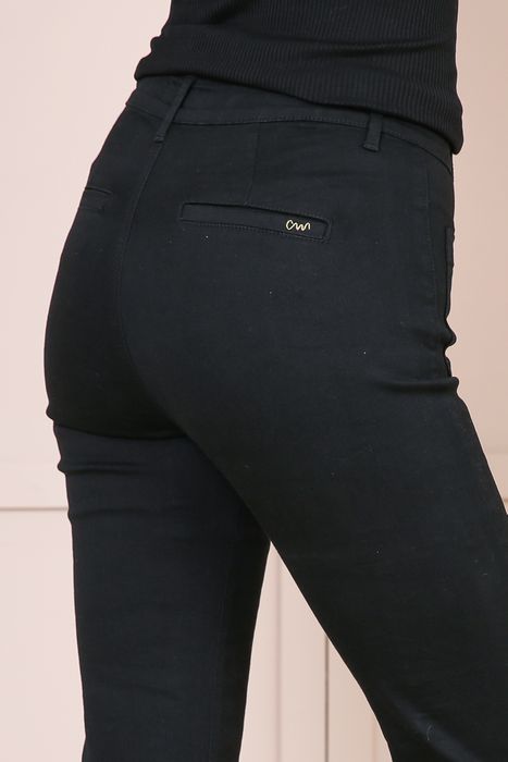 Women's Two Pocket Jean