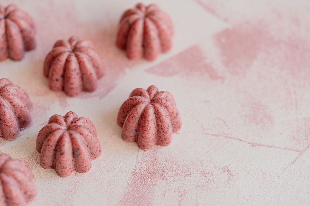 Cover image - Giuliana Pimenta