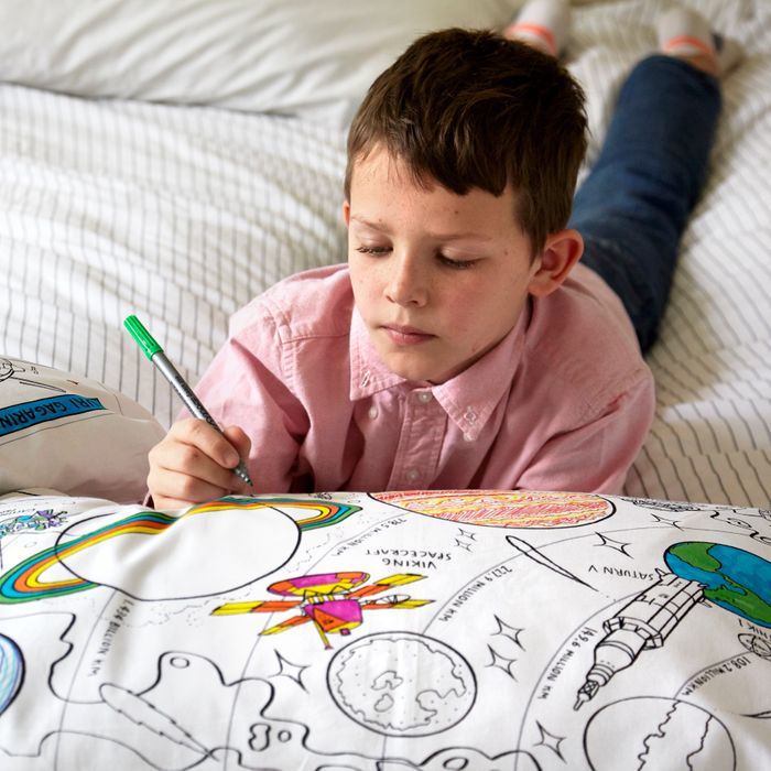 Colour-in Pillowcase - Space Explorer