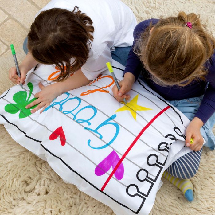 Colour-in Pillowcase - Doodle Notebook