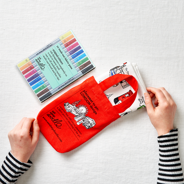 Colour-in Placemat to Go - London
