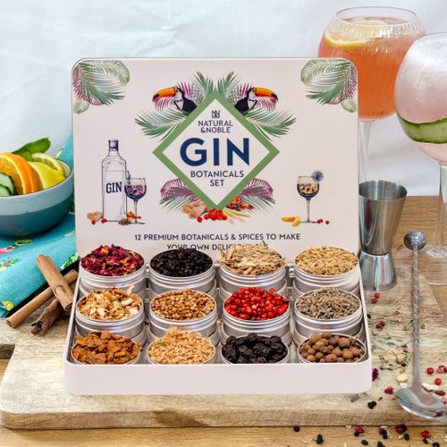 'Make Your Own' Kits for Gin, Rum & Whisky