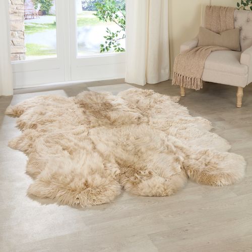 6 Pelt Sheepskin Rug