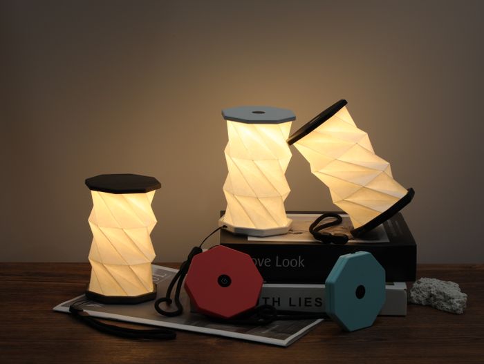 Mini Hexagon Twist Lamp