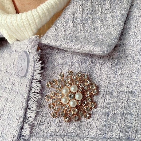 Pearl Brooch Starburst with Cystal