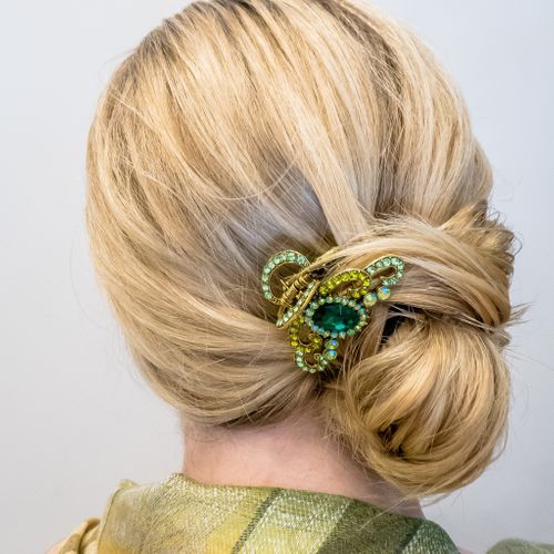 Green Hair Claw Clip