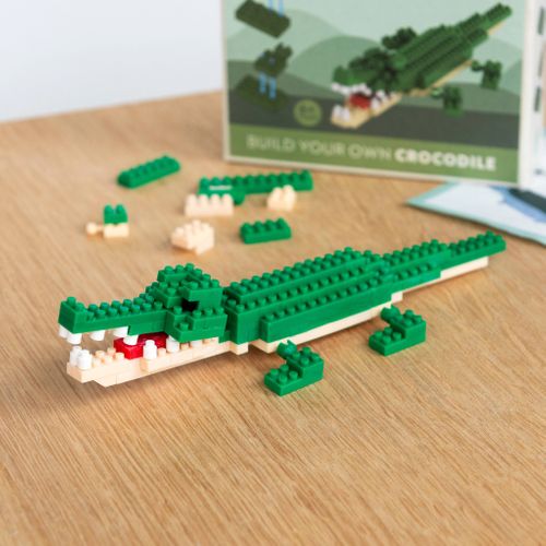 Build your own Crocodile model brick kit
