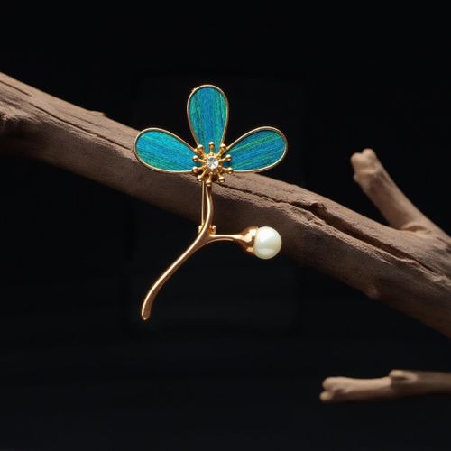 Clover Flower Brooch