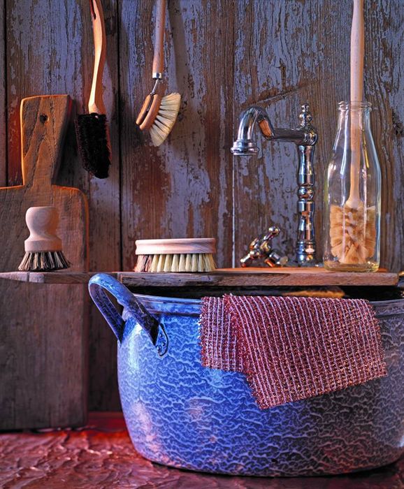 Lifestyle Brush Image