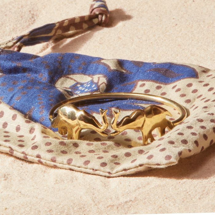 The Kissing Elephant Bracelet