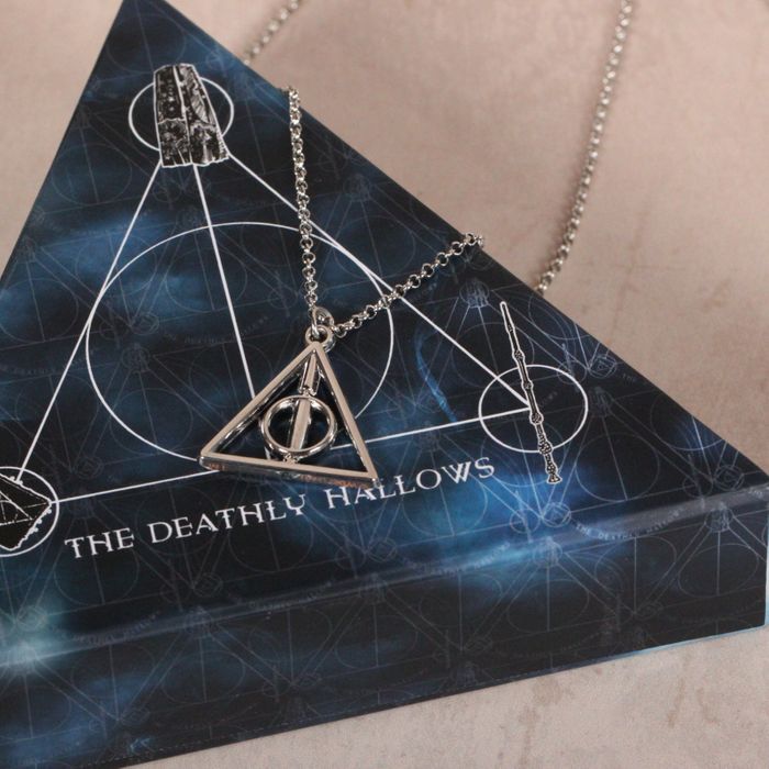 Harry Potter Deathly Hallows Gift Set with Spinning Deathly Hallows Necklace