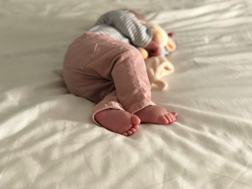 Sleep Essentials: The Ultimate Guide to Helping Your Baby (and You) Rest Easy