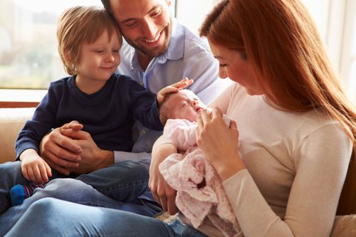 Introducing Expert Parent's Live Online Parenting Courses