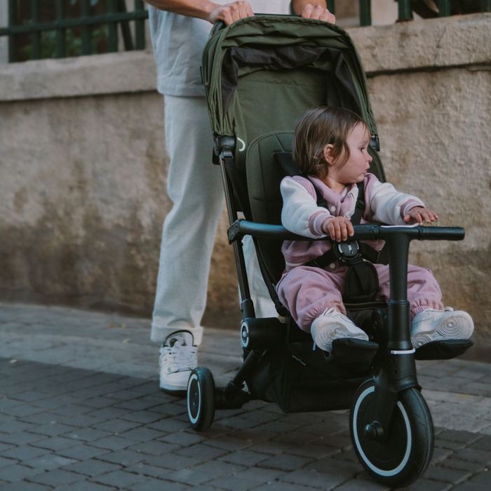 Meet the smarTrike Traveler: From Stroller to Trike in Seconds