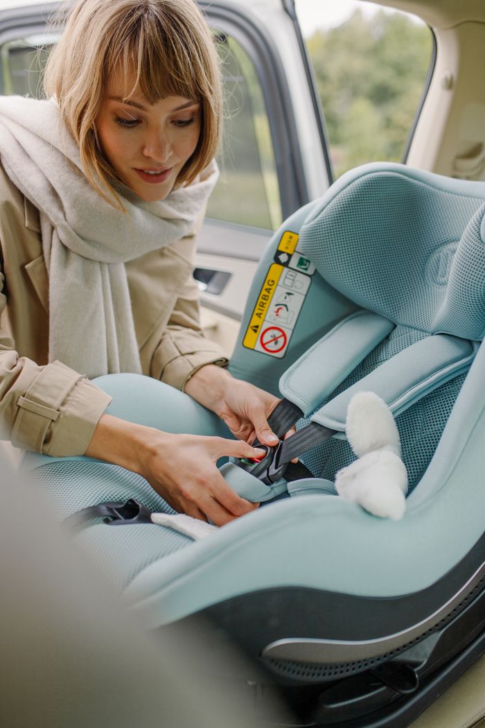 Avionaut Launches New AirFlow Upholstery for All-Weather Comfort