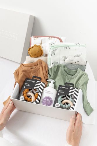 Deluxe Twins - Baby Hamper