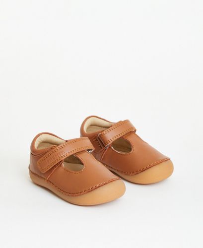 Atlas Tan Leather First Walker Shoe