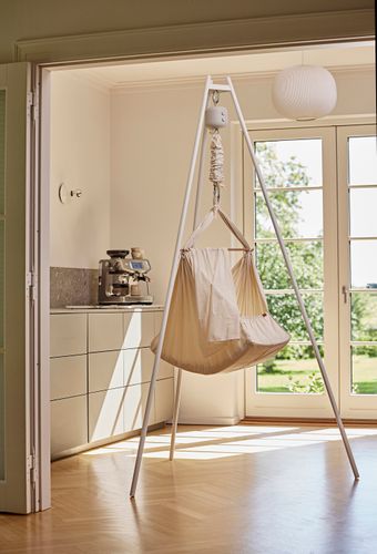 Membantu Tripod Cradle Stand - Premium