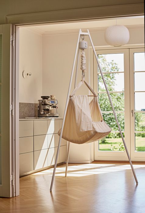 Membantu Tripod Cradle Stand - Premium