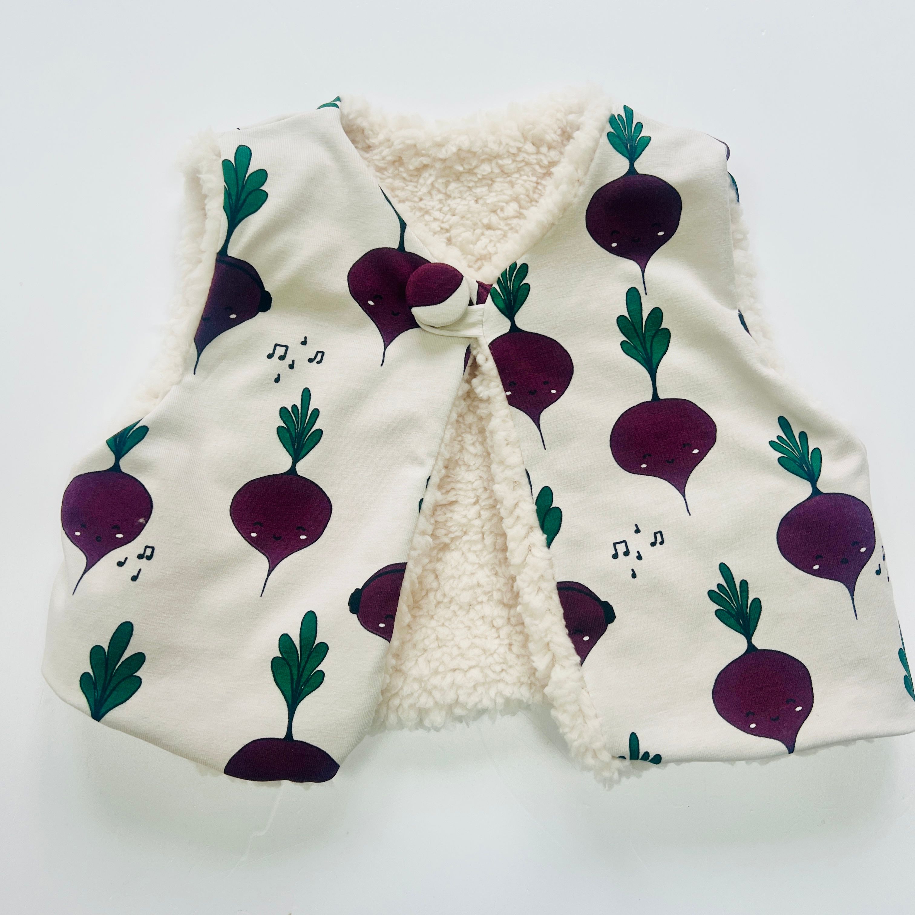 Beetroot Fully Reversible fleecy gilet with covered button