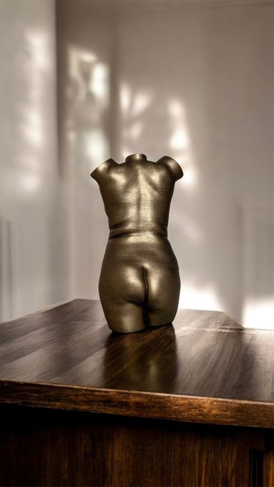 Pregnancy Sculpture