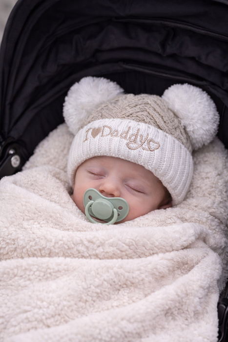 Luxury Baby Hat Set – “I Love Mummy & Daddy” Pom Pom Hats