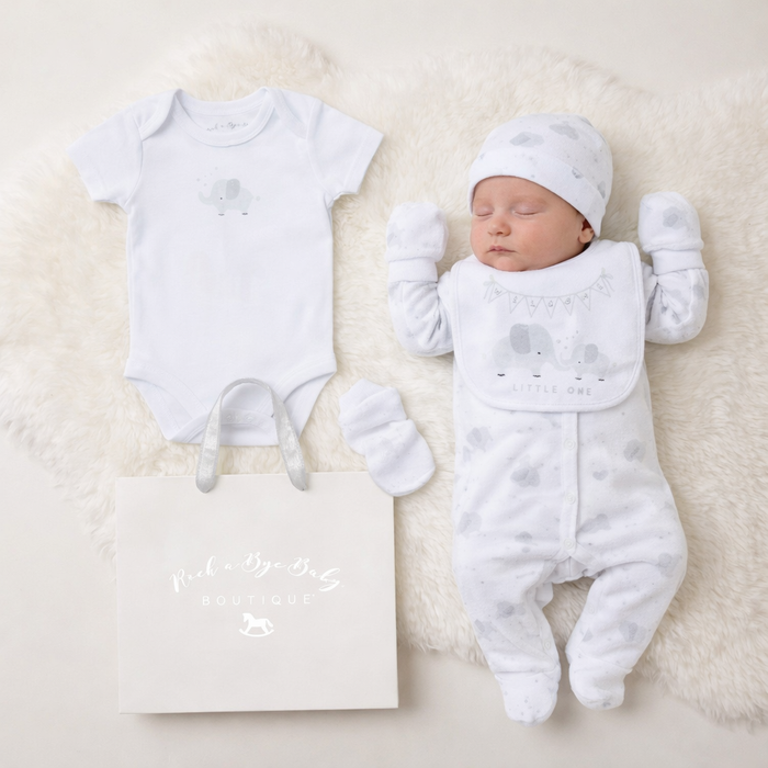5-Piece Neutral Baby Gift Set – Elephant “Little One” Newborn Outfit
