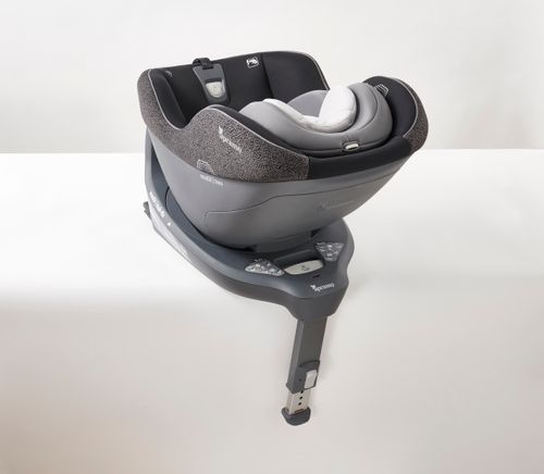 mod'l two i-Size child car seat