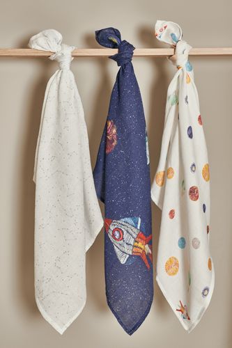 100% Cotton Muslin Swaddles