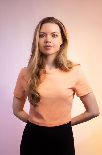Eloise Skinner - 