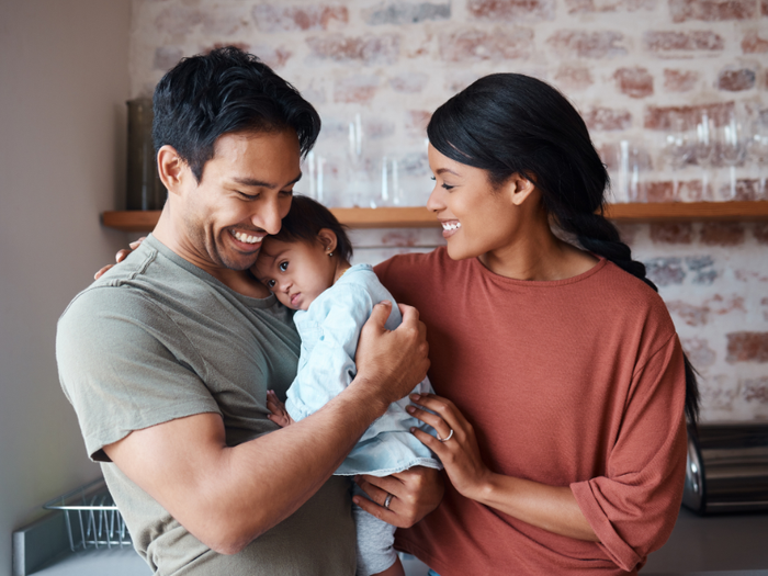 5 Ways to Be a Positive Role Model as a Dad (From Day One)