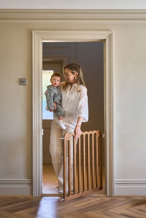 Scalloped Baby Gate - Walnut