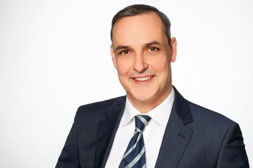 Dr. Marcel Manheller