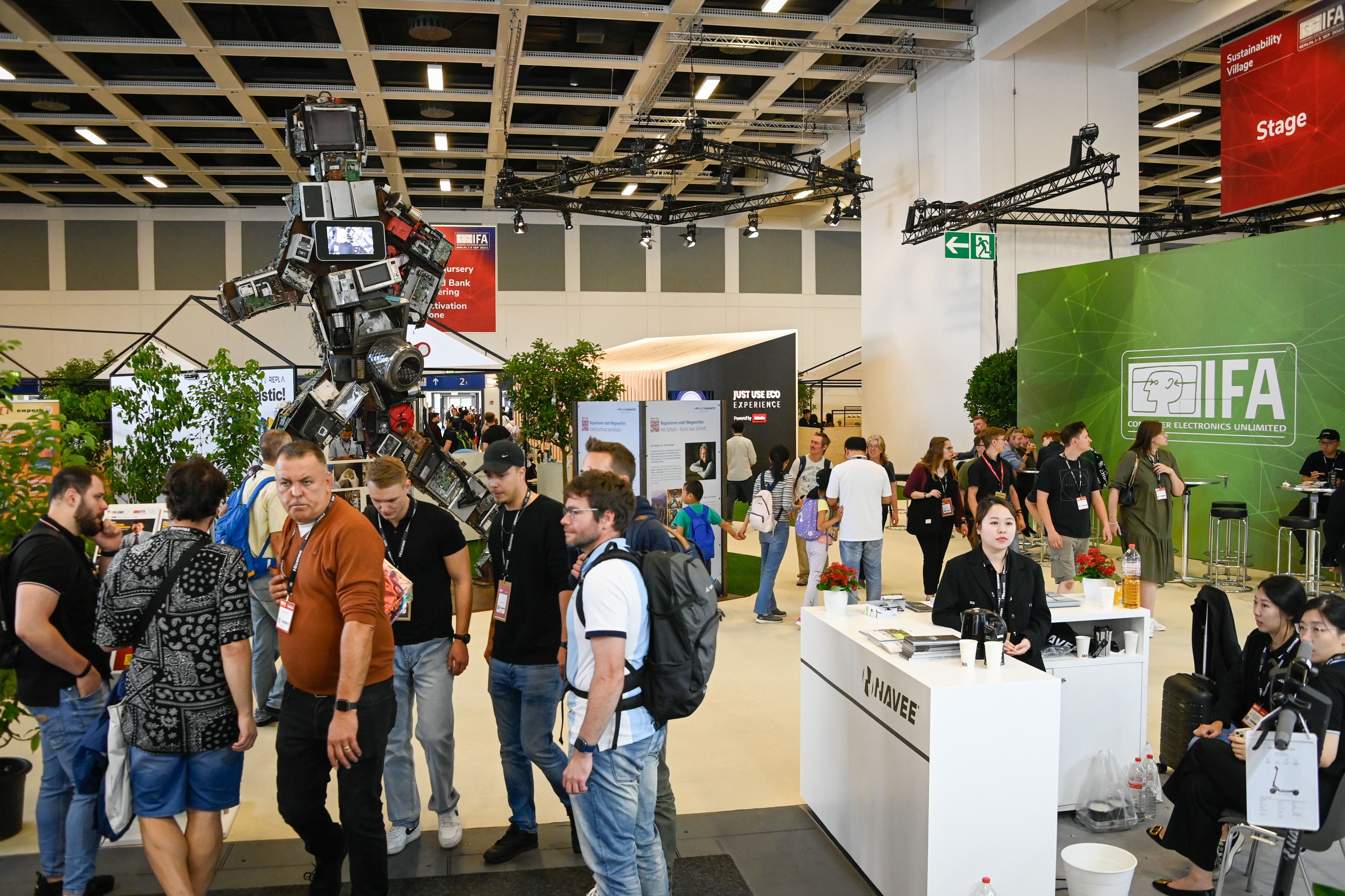 Engines of Creation - IFA Berlin 2023