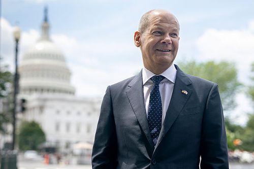 IFA begrüßt den deutschen Bundeskanzler, Olaf Scholz