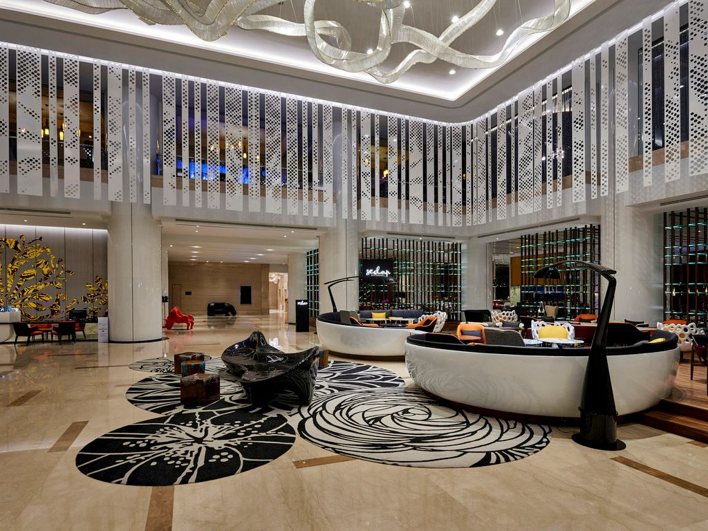 Pullman Kuala Lumpur City Centre - Hotel & Residences